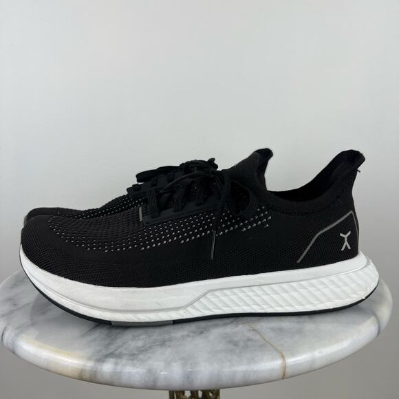 Men\'s FLUX Adapt Runner Wide Toe Box Knit Fabric Black Everyday Sneakers (9.5) main image 13